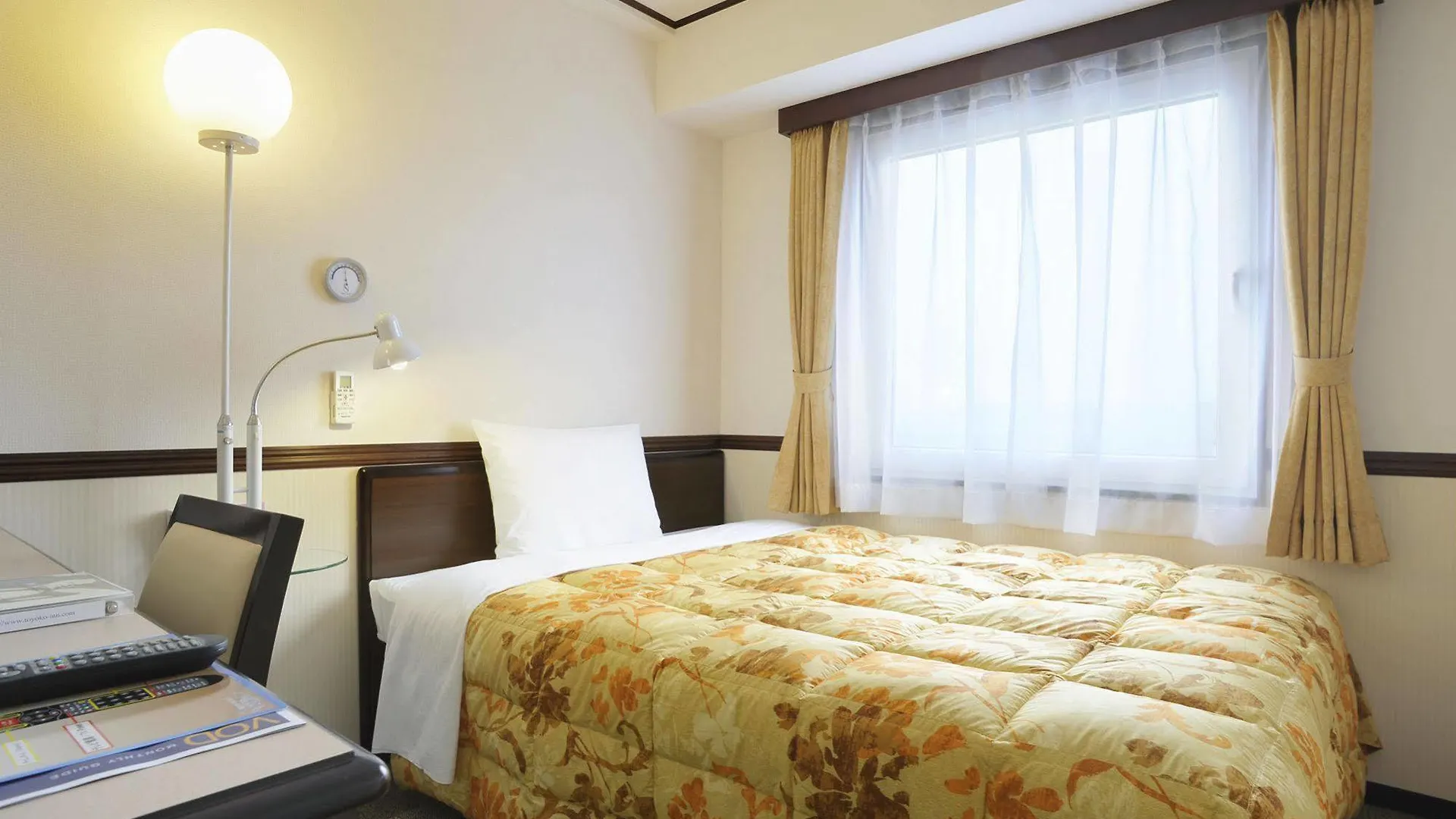 Toyoko Inn Jr Yokohama Sen Sagamihara Ekimae Hotel